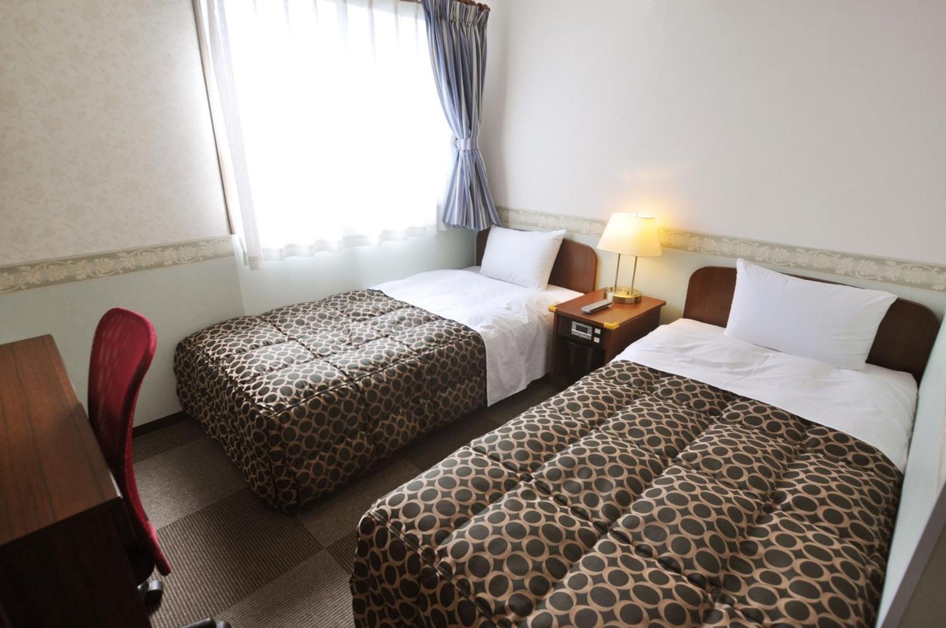 Futsukaichi Green Hotel Chikushino الغرفة الصورة